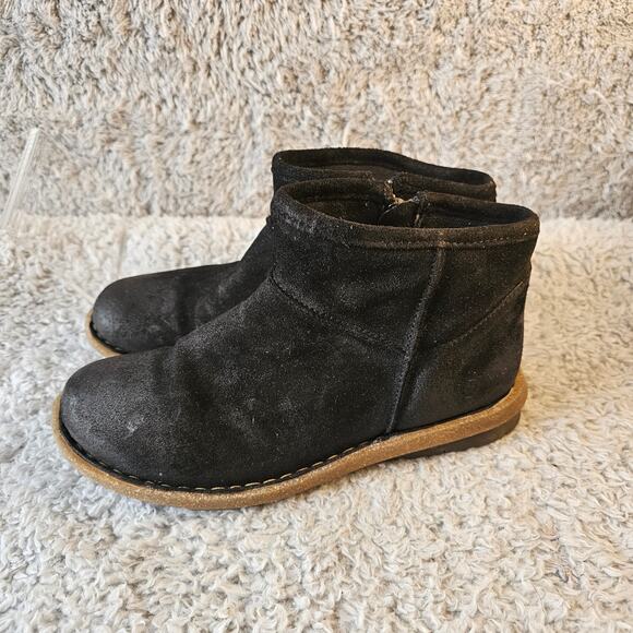 Born Women's Tinley Side Zip Distressed Suede Leather Ankle Boots Size 7 Black - Picture 1 of 7